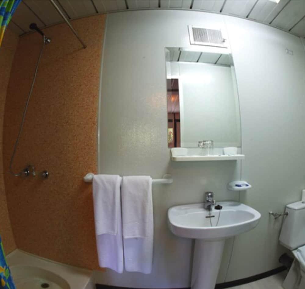 Pension Compostela Inn Cacheiras Bagian luar foto
