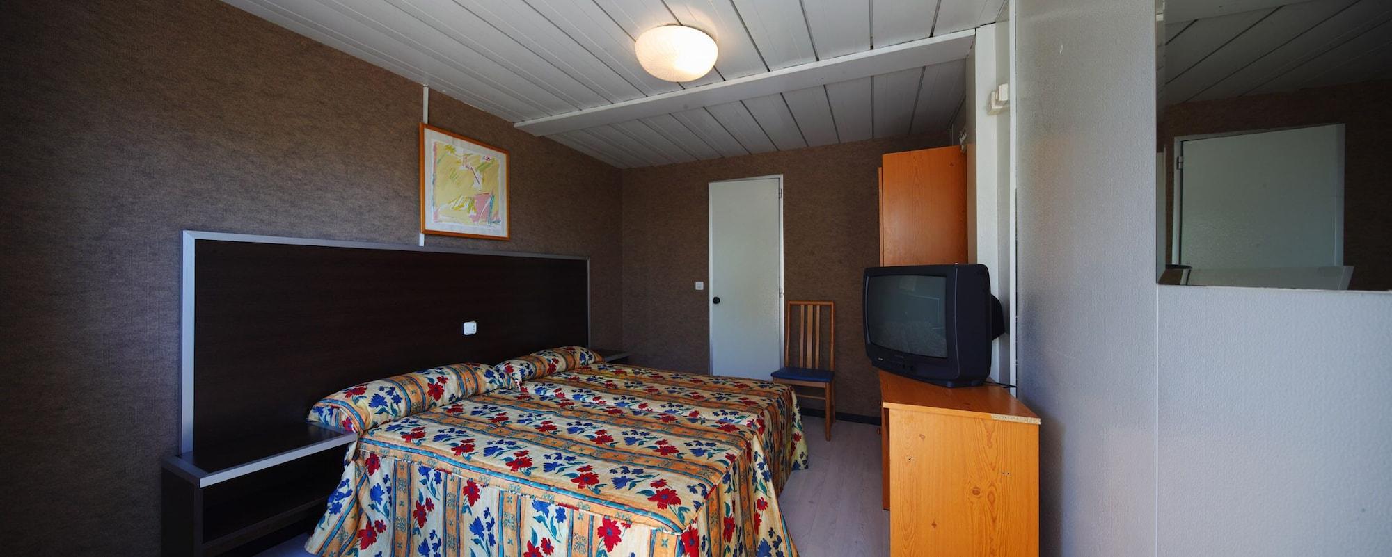 Pension Compostela Inn Cacheiras Bagian luar foto